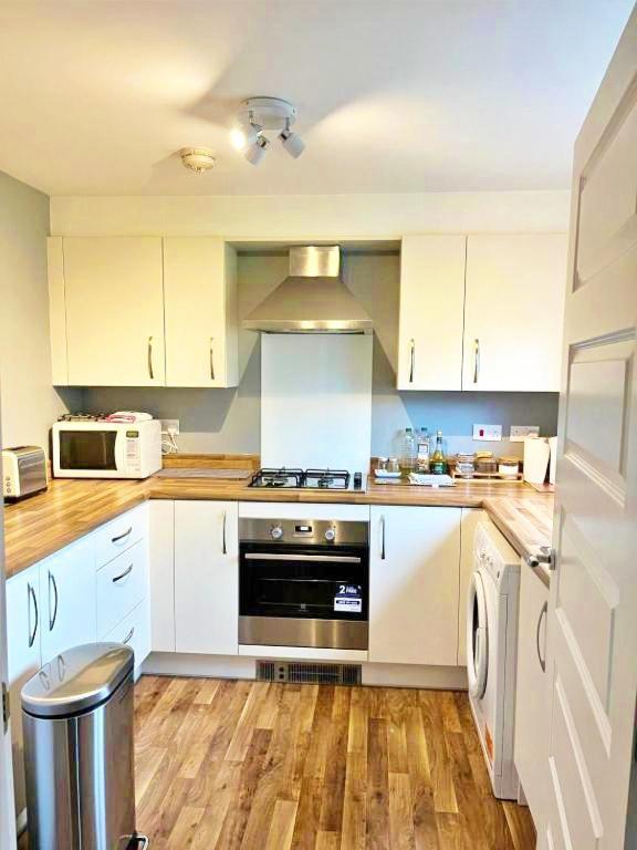 Newbuild - 3 Bedrooms, 2 Baths,5 Mins From Airport Edimburgo Exterior foto